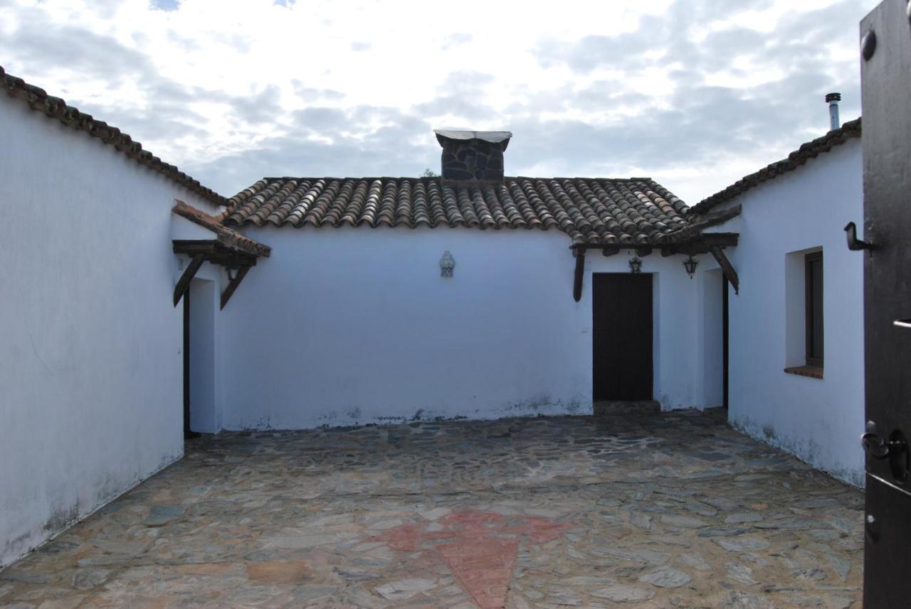 Casa Rural Ecologica Huerta Del Pirata Fuente de Cantos Buitenkant foto